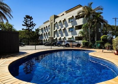 Hampton Court Apartments Pool